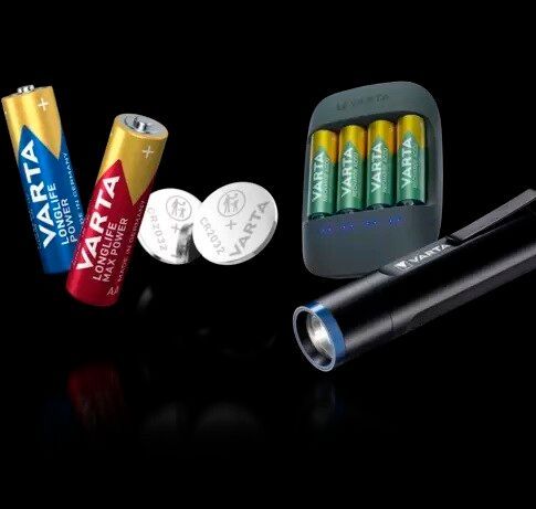 Der Ellwanger Batteriehersteller Varta hat einen Antrag auf vorläufige Insolvenz in Eigenverantwortung gestellt. Für den Batterieexperten Professor Dirk Uwe Sauer von der RWTH-Aachen ist das eine mehr als beunruhigende Nachricht ...(Bild:  Varta)