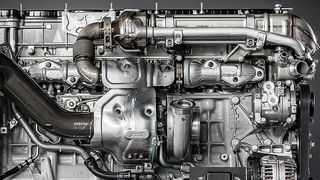 Daimler Trucks hat auf der IAA Nutzfahrzeuge in Hannover drei Motorbaureihen für schwere Lkw vorgestellt. (Daimler)