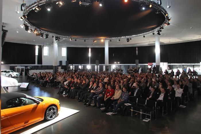 Bei einer Live-Auktion im Münchner Postpalast konnten sich die deutschen Audi-GW-plus-Händler mit Ware eindecken. (Auktion & Markt)