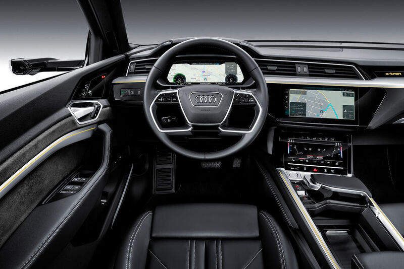 Zahlreiche Assistenzsysteme wie der serienmäßige Effizienzassistent unterstützen den Fahrer durch prädiktive Hinweise und automatische Rekuperation bei einer ökonomischen Fahrweise.  (Audi)