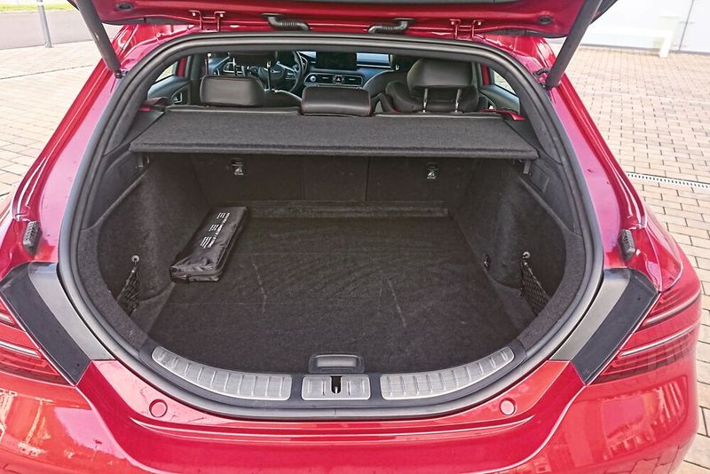 ... das vergrößert das Kofferraumvolumen auf bis zu 1.535 Liter. (Bild: Sven Prawitz)