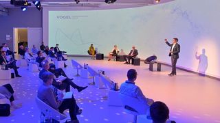 Eine exzellente und wirkungsvolle Livekommunikation ist der schönste und erfolgreichste Teil in einem umfassenden Kommunikationskonzept. (Vogel Communications Group GmbH & Co. KG)