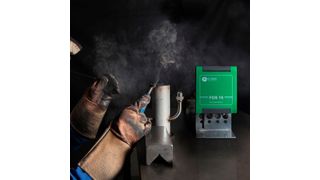 Das Feinstaubmesssystem besitzt zwei optische Sensoren, die den Staubgehalt auf Basis der Streulichtmessung ermitteln. Das Gerät kann individuell kalibriert werden – so lässt es sich etwa auf die Messung unterschiedlicher Staubarten wie Schweißrauch oder silikatische Stäube einstellen – und verfügt über verschiedene Schnittstellen zur Ausgabe der Daten. (Dr. Födisch Umweltmesstechnik)