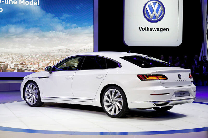 Der VW Arteon soll doch nicht, wie einst angekündigt, mit einem 280-PS-Vier-Zylinder-Turbodiesel  erhältlich sein.  (Volkswagen)