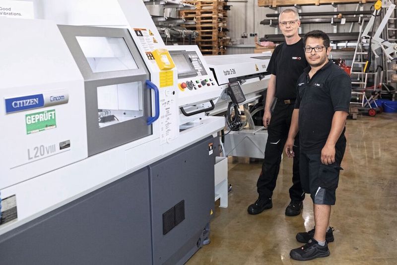 Bei sämtlichen Fragen rund um die Maschinentechnologie stehen die Servicetechniker der Citizen Machinery Europe GmbH ihren Kunden zur Seite. (Bild: Citizen Machinery Europe GmbH)