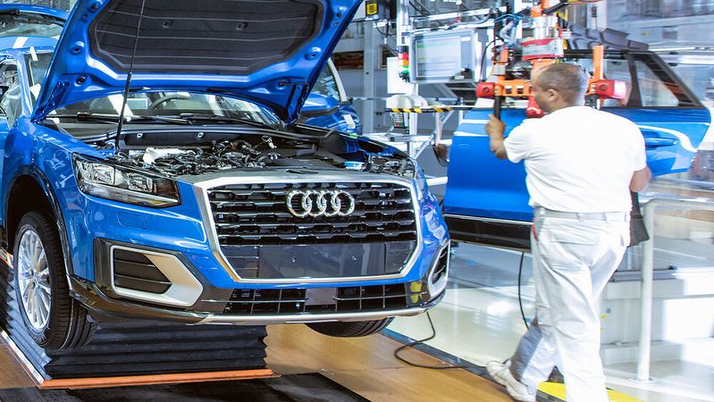 Bei Audi läuft die Produktion wieder normal, seit die Halbleiter-Belieferung wieder rund läuft.(Bild:  Audi)