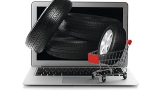 Ein neues E-Procurement-System kann Autohäusern bei der Bestellung von Reifen und Rädern helfen. (Bild: © New Africa - stock.adobe.com)