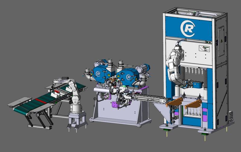 Die Experten aus dem Sondermaschinenbau bei Paul Rauschert Steinbach legten die Gesamtanlage mit jeweils neu entwickelter Presse und Schleifmaschine auf autonomen Betrieb aus. Unter anderem übernehmen zwei Roboter sowie weitere Peripherie das intelligente Handling der sensiblen Grünlinge.   (Bild: Rauschert)
