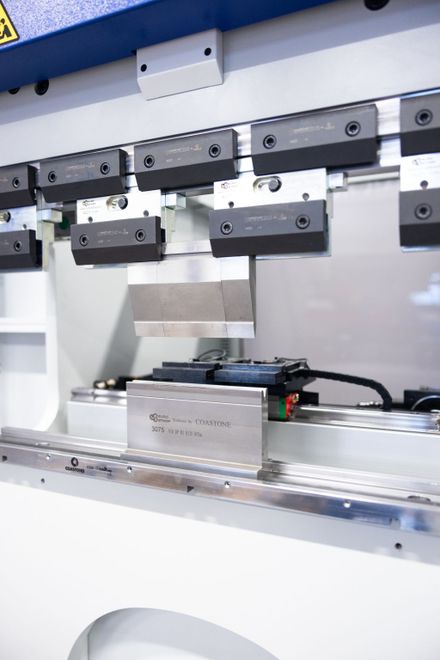 RoboCone Abkantpresse C9 mit Roboter_21.jpg (CoastOne Oy)