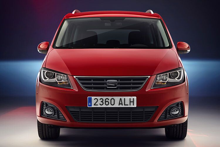 Ab 29.965 Euro ist die aktuelle Alhambra-Generation zu haben. Der 150-PS-Diesel startet bei 32.700 Euro. (Foto: Seat)
