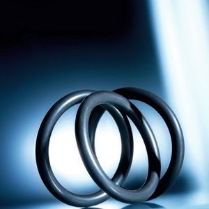 O-Ringe aus FFKM weisen einen hohen Druckverformungswiderstand auf.