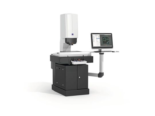 Der Zeiss O-Detect eignet sich für eine Vielzahl von Bauteilen, vor allem aber für solche, die nicht berührt werden sollen. (Bild:  Zeiss)