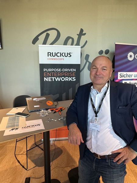 Enterprise Networks gibt es bei Thomas Zalesjak (Ruckus). (Bild: Vogel IT-Medien GmbH)