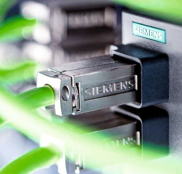Die Version 9.0 von Simatic PCS 7 unterstützt den Industrial Ethernet Standard Profinet mit zwei neuen dezentralen Peripherie-Linien für mehr Digitalisierung bis in die Feldebene. (Siemens)