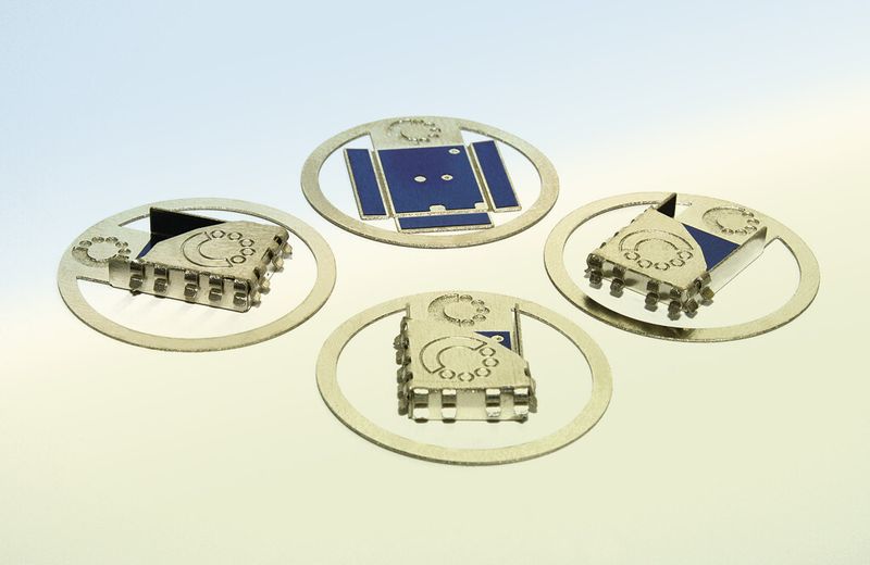Precision Micro hat ein dielektrisches Beschichtungsverfahren für die Innenseite von implantierbaren Abschirmgehäusen für Herzschrittmacher entwickelt. Dort besteht die Gefahr von Störlichtbögen zwischen dem Schaltkreis und dem geerdeten Gehäuse als Folge von Spannungsspitzen oder Überspannung durch externe Stimuli. (Bild: Precision Micro)