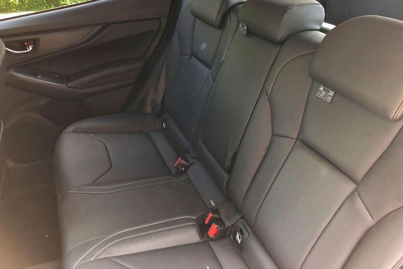 ... wie hinten die bequemen Sitze zu gefallen. (Seyerlein/»kfz-betrieb«)