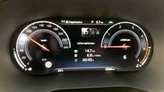 Motor aus bei über 80 km/h: Das heißt Segeln und funktioniert bei Kia jetzt auch mit Schaltgetriebe. (Bild: Rosenow/»kfz-betrieb«)