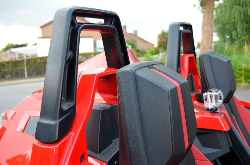 Die großen Alu-Bügel geben ein gutes Gefühl. (Rehberg / »kfz-betrieb«)