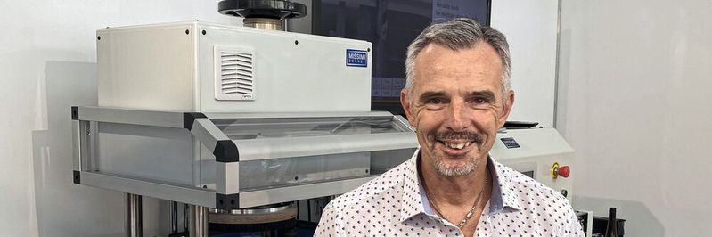 Pascal Arbez, directeur commercial et logistique Watch Valley chez Tec Group, sur son stand au TWS 2023. Pascal Arbez, directeur commercial et logistique Watch Valley chez Tec Group, sur son stand au TWS 2023.