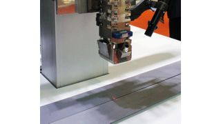 Gut geeignet ist der Scantracker von Precitec für Applikationen mit verschiedenen Schweißnähten oder großem Umrüstbedarf.  Über eine analoge Schnittstelle ist die Nahtverbreiterung frei einstellbar und auf eine zusätzliche Steuerung kan verzichtet werden. (Bild: Precitec)