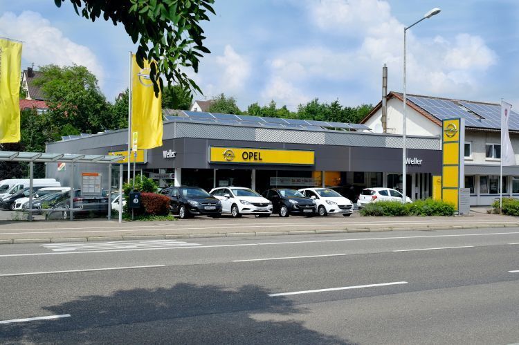 Autoweller hat 2016 einen neuen Standort in Ludwigsburg eröffnet und Fiat ins Markenangebot geholt. Mit Blick auf die Zukunft setzt Weller Automobile verstärkt auf Fahrzeuge mit alternativen Antriebssystemen. (Weller Automobile)