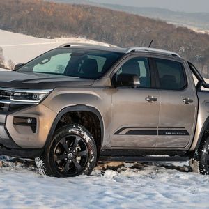 Die Topversionen sind mit allem möglichen Schnickschnack ausgestattet, bis hin zum 640 Watt starken Soundsystem von Harman Kardon.(Bild:  VW)