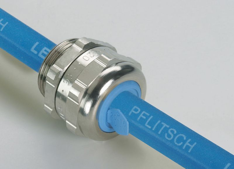 Die eindeutige Kennzeichnung der blueglobe mit dem sechseckigen globemarker erleichtert dem Elektromonteur die Arbeit, da Angaben zu den verwendbaren Kabeldurchmessern am Bauteil parat sind.  (Bild: Pflitsch)