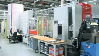 Avec la reprise de R. Wick AG, JAG acquière le personnel spécialisé et les capacités dont elle avait grand besoin dans le domaine de la construction mécanique ainsi que de la production et du montage de cellules robotisées et de systèmes périphériques. (JAG)