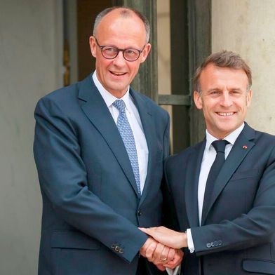Bundeskanzler Friedrich Merz und der französische Staatspräsident Emmanuel Macron werden, wie es aus Regierungskreisen heißt, im Falle der angedrohten 1.-August-Zölle seitens der USA über Gegenmaßnahmen nachdenken. (Bild: dpa)