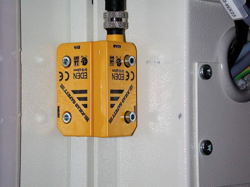 Bild 4: Diese Sicherheitssensoren haben einen Schaltabstand von 0 bis 15 mm.  Bilder: Jokab Safety (Archiv: Vogel Business Media)