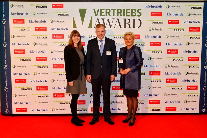 Ulrike Döring (v.li), Florian Fischer und Anna Menzel von Vogel Business Media. (Bild: Vogel Business Media)