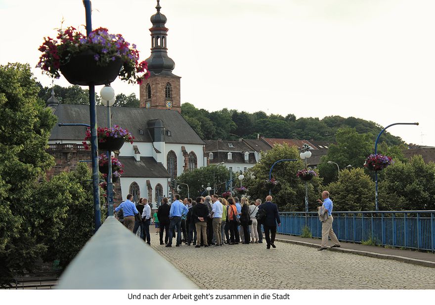 10-und-nach-der-arbeit-geht-s-zusammen-in-die-stadt (Dr. Klinkner & Partner GmbH)