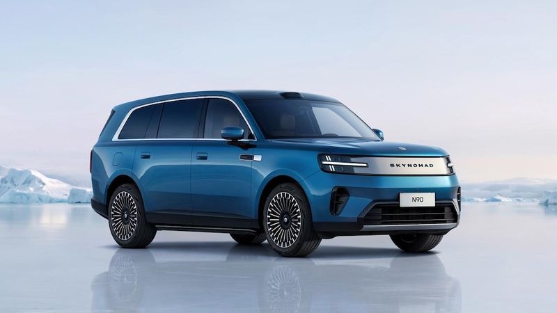 Xiaomi hat vier neue Modelle vorgestellt. Die großen SUV haben allesamt einen Ottomotor zum Laden des Akkus.(Bild:  Xiaomi)