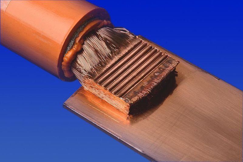 Mit der neuen «Power-Wheel»-Technologie von Telsonic sparen Anwender beim Metallschweissen Material, Bauraum und Kosten.  (Bild: Telsonic)
