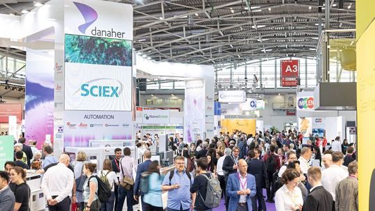 Mehr als 34.000 Besiucher kamen an den vier Messetagen auf die Analytica 2024.(Bild:  Messe München GmbH)