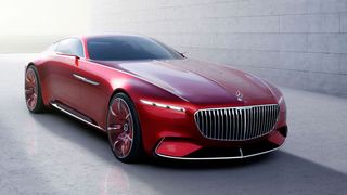 Mercedes-Benz hat in Pebble Beach seine Vision eines Luxus-Coupés vorgestellt. Der Mercedes-Maybach 6 erinnert an die Zeit der Aero-Coupés – und ist futuristisch ausgestattet. (Bild: Daimler)