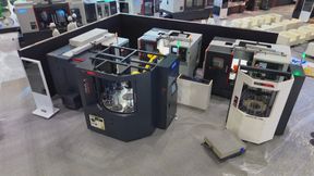 Intelligente Fertigung in Aktion: Auf der AMB präsentiert SMEC, wie modulare Robotersysteme der LAM-Serie und vernetzte CNC-Maschinen den Weg zur automatisierten Produktion ebnen. (Bild: SMEC)