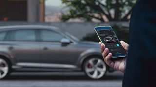 Mit dem Fahrberechtigungssystem „Push and Drive 3“ von Marquardt soll das Smartphone als Fahrzeugschlüssel massentauglich werden. (Marquardt)