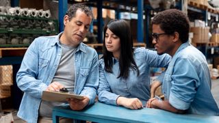 amazon-20business-20--20q2-de-mi-maschinenmarkt-20--20header-20image-20--20istock-1394044965-3864x2172v1 (Quelle: Hispanolistic | Lyonsdown Corp. Ltd.)