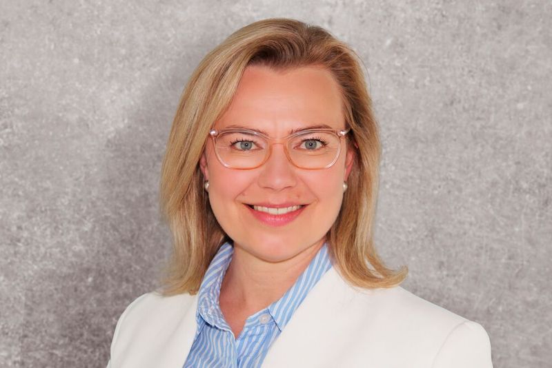„Ein Werkzeug macht noch keinen Meister“, meint Jenny Gruner, Director Global Marketing bei Hapag-Lloyd AG.  Das komplette Statement finden Sie in unserem ausführlichen  Trenddossier 2024. (Bild: Jenny Gruner)