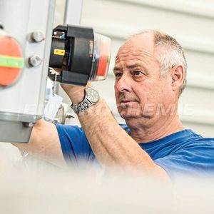 Die Envirochemie-Gruppe baut ihr Dienstleistungsangebot für den Betrieb wassertechnischer Anlagen in der Industrie weiter aus.