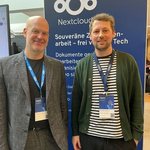 Nextcloud-CEO Frank Karlitschek im Gespräch mit Alex Siegert (IT-BUSINESS) auf dem Ionos Summit.(Bild:  Vogel IT-Medien)