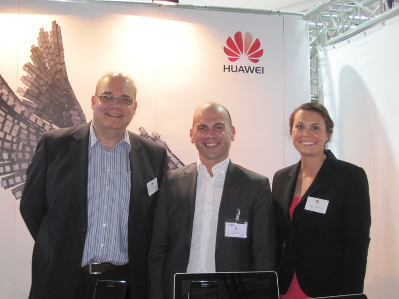Huawei ist auch dabei: (v.l.) Matthias Mittelviefhaus, Murat Bakir und Katharina Schuh (Archiv: Vogel Business Media)