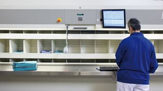 Die durchschnittliche Zugriffszeit verringert sich mit dem High-Speed-Industrielift um maximal 40%. Bild: Hänel (Archiv: Vogel Business Media)