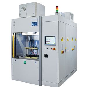 Zum Einsatz kommt für die Bearbeitung der dünnwandigen E-Bike-Welle eine CI-Maschine von Emag ECM, in der das ECM-Bohren und ECM-Räumen hintereinander ablaufen. 