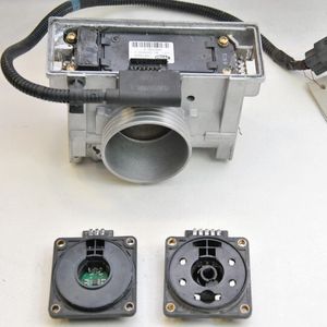 Ecu.de überholt defekte Elektronik nicht nur, sondern verbessert sie auch – Beispiel Volvo-Drosselklappe. Statt der defektanfälligen Schleifkontakte werden selbst entwickelte Hall-Geber verbaut.