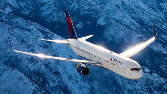 Delta Air Lines fliegt von München und Frankfurt aus täglich mit Fracht in die USA. Für die Frachtabwicklung setzte man bisher auf die Expertise der LUG Aircargo Handling. Weil das so gut geklappt hat, geht die Kooperation in die nächste Runde ...(Bild:  Delta Air Lines)