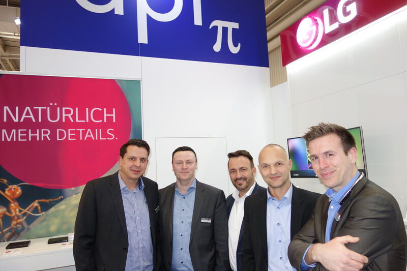 Wahre Männer findet bei LG (v. l.) Kai Volmer, Jörg Hartmann, Timo White, Michael Vorberger und Philipp Walossek (Bild: IT-BUSINESS)