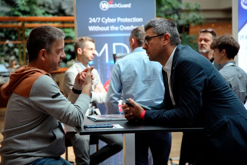 Networking auf der ISX kam nicht zu kurz. (Bild: Vogel IT-Akademie)