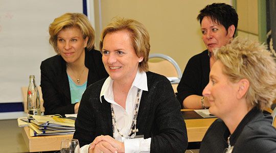 Offener Austausch in den Workshops: Waltraud Hackerott (Autohaus Hackerott), ... (Archiv: Vogel Business Media)